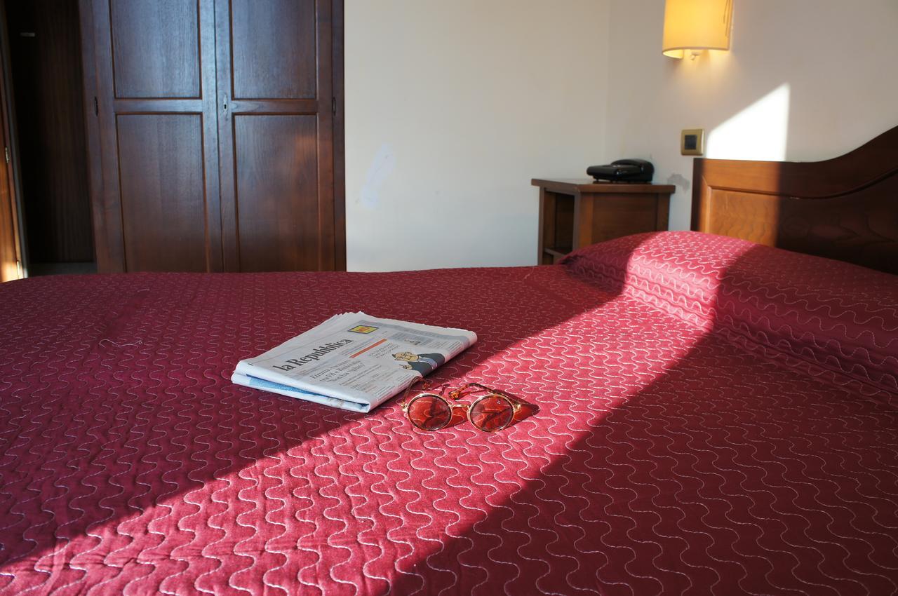 Hotel Albatros Calenzano Eksteriør billede